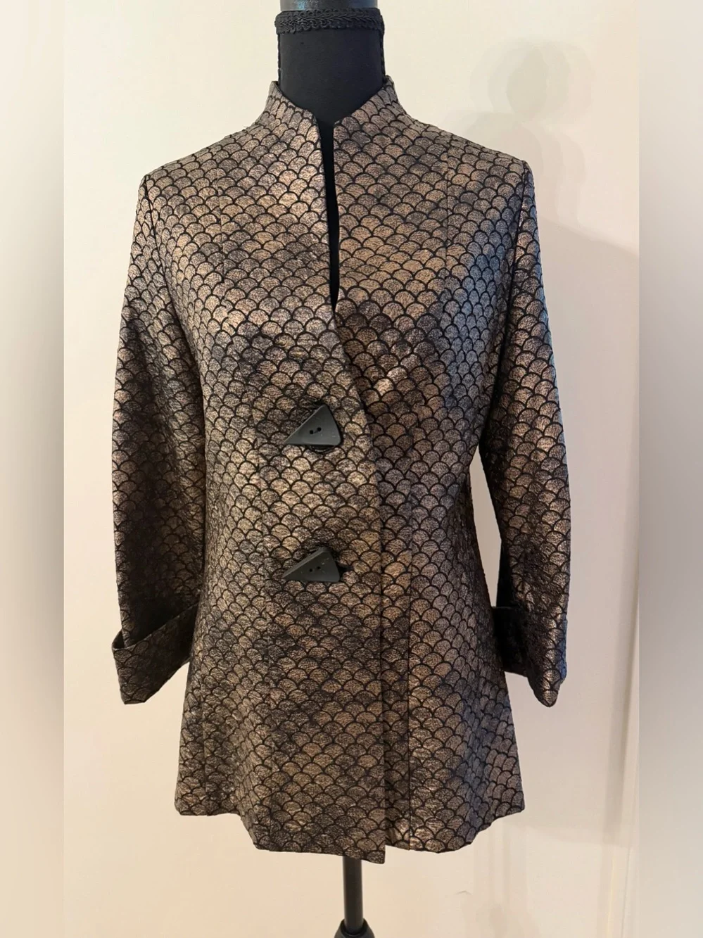 IC by Connie K Metallic Bronze Mandarin-Style Blazer Scalloped Pattern M (10-12)